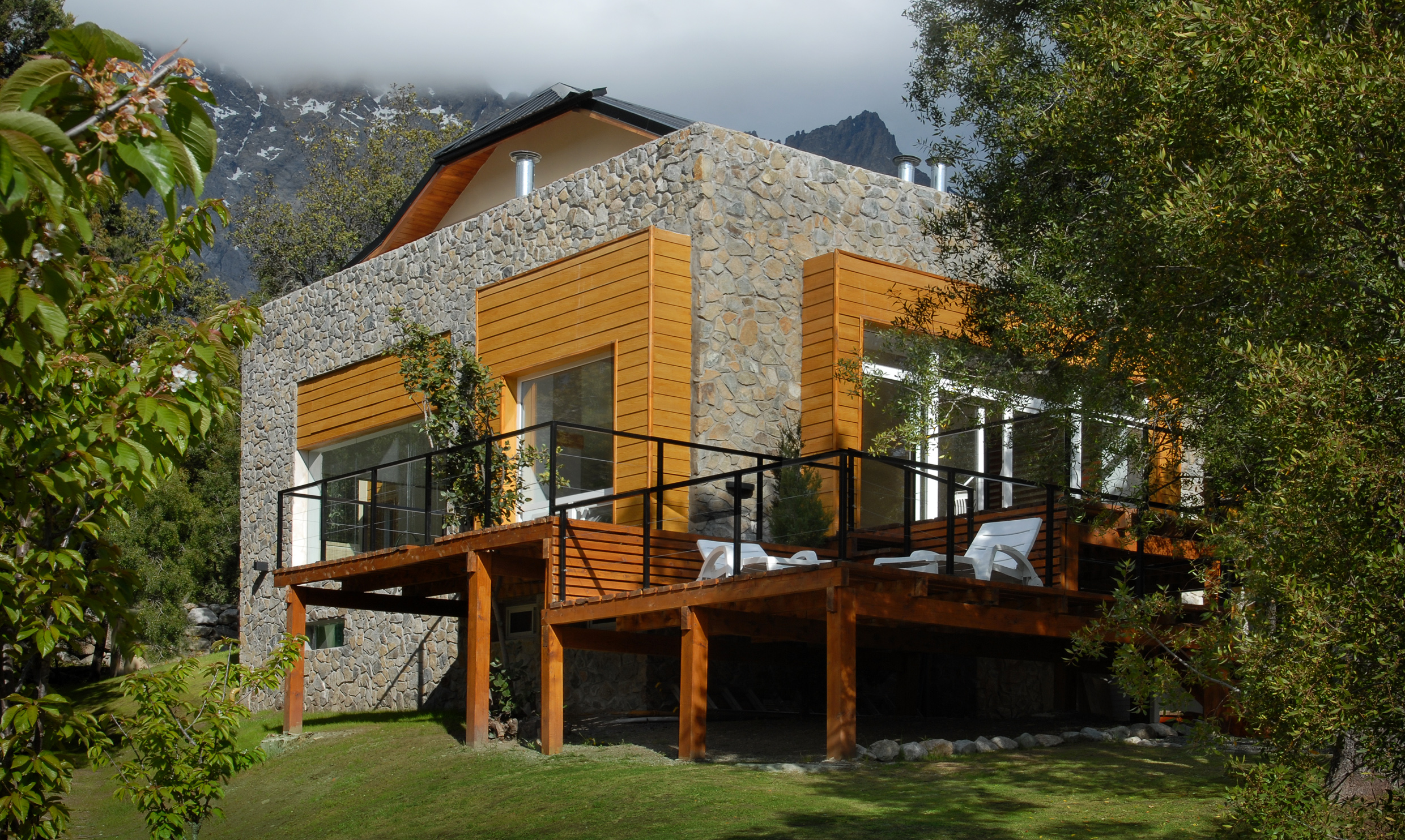 Vista Exterios Oeste Spa